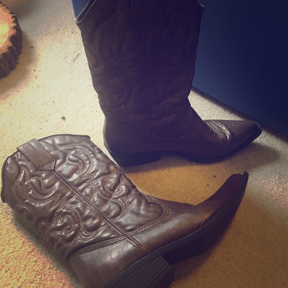 Madden girl cowboy boots size 7
